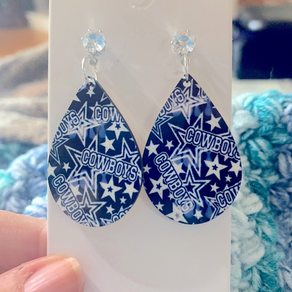 Super cute Dallas Cowboys earring set - Picture 2 of 2